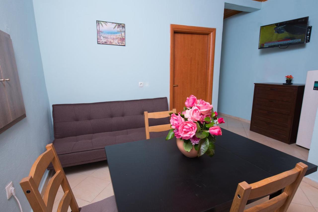 Basil & Guest House Lazarata ภายนอก รูปภาพ