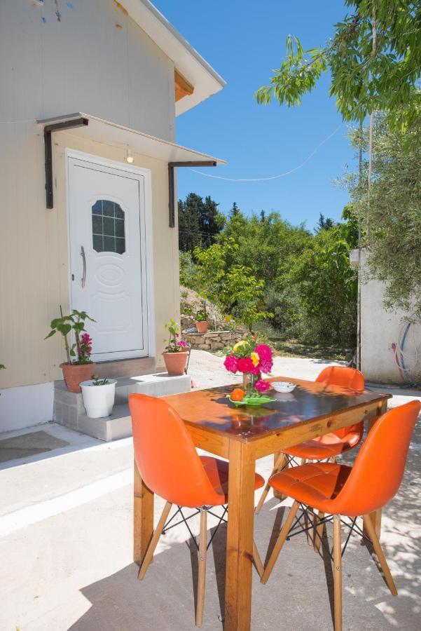 Basil & Guest House Lazarata ภายนอก รูปภาพ