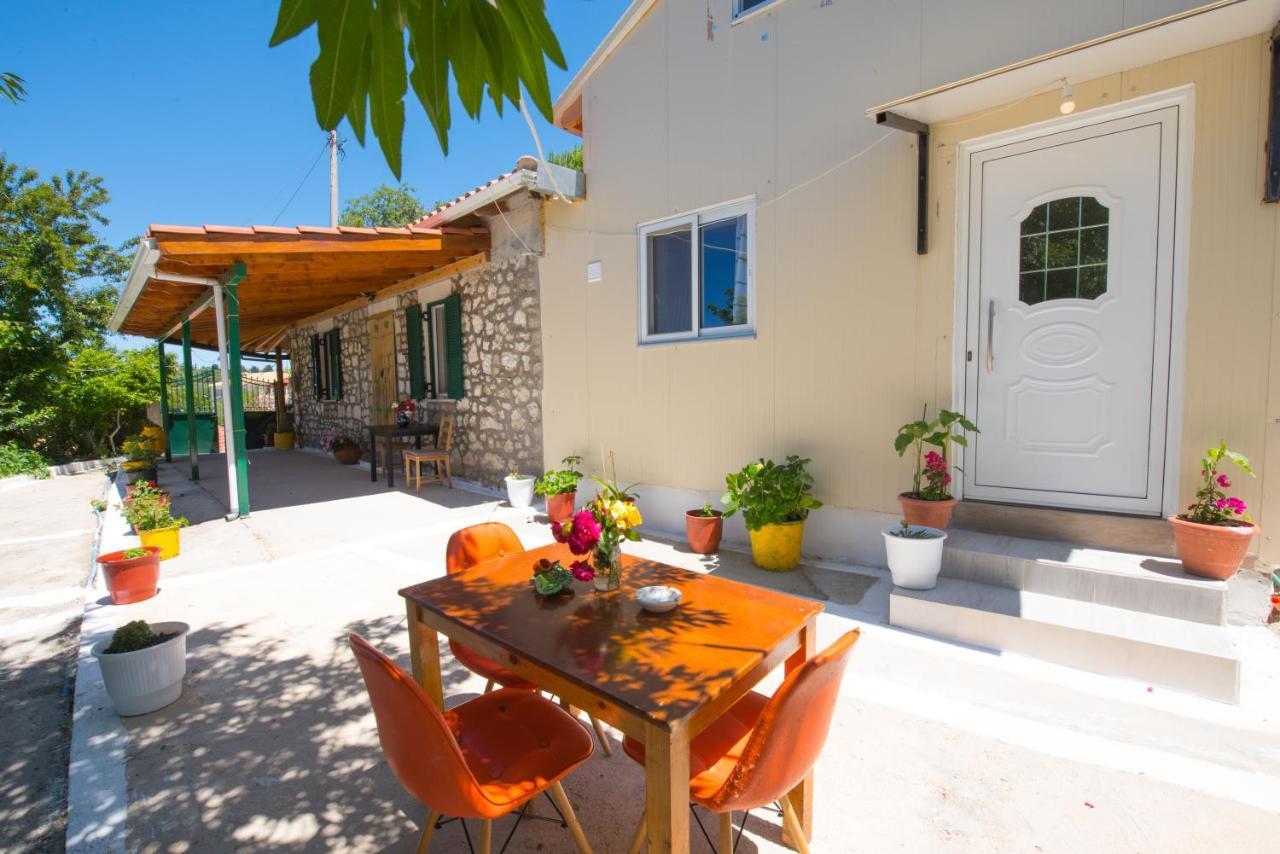 Basil & Guest House Lazarata ภายนอก รูปภาพ