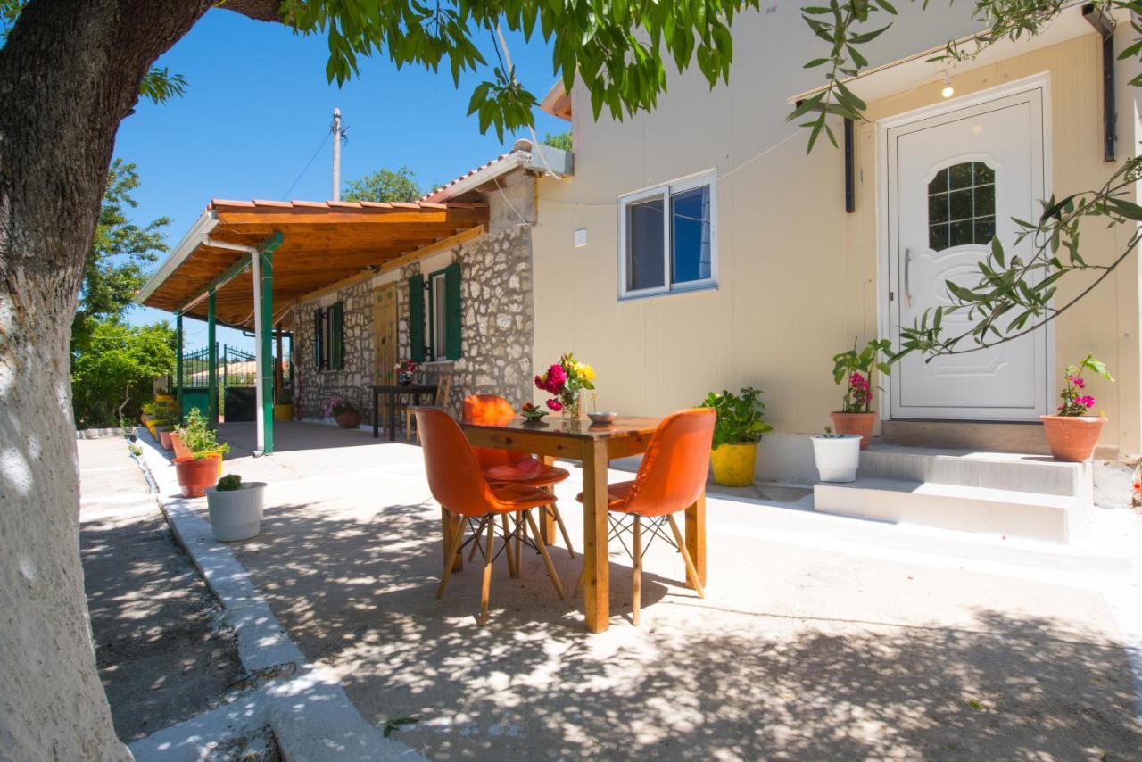 Basil & Guest House Lazarata ภายนอก รูปภาพ